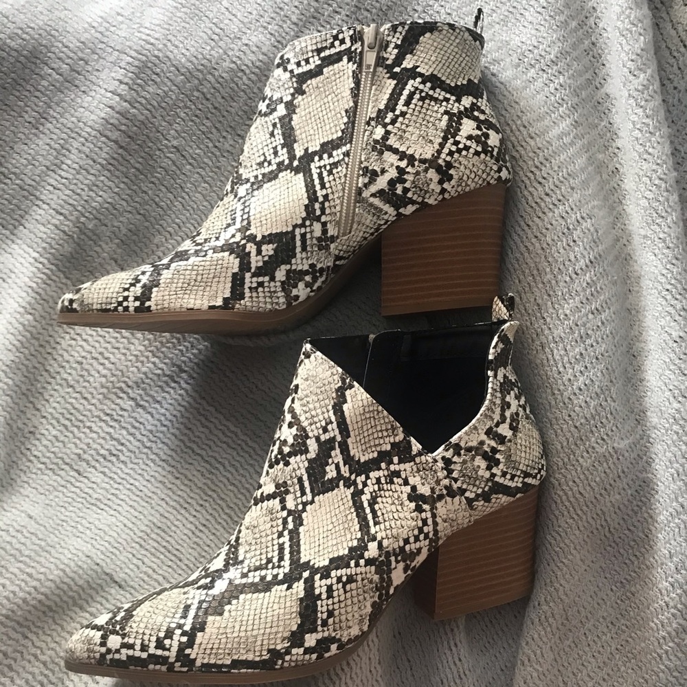 Brand new Snake Skin Booties